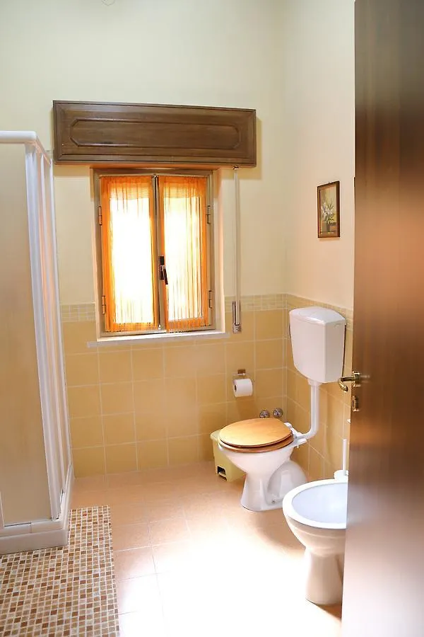 Villa Giulia Fontane Bianche 0*,  Italy